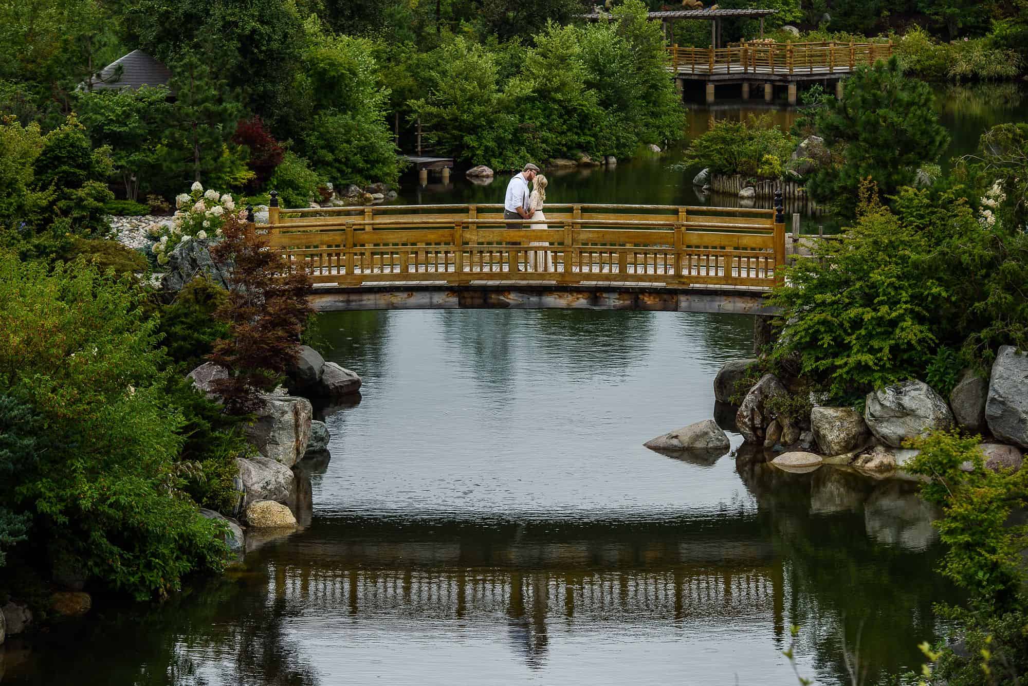 Meijer Gardens Woodland Shade Garden Wedding