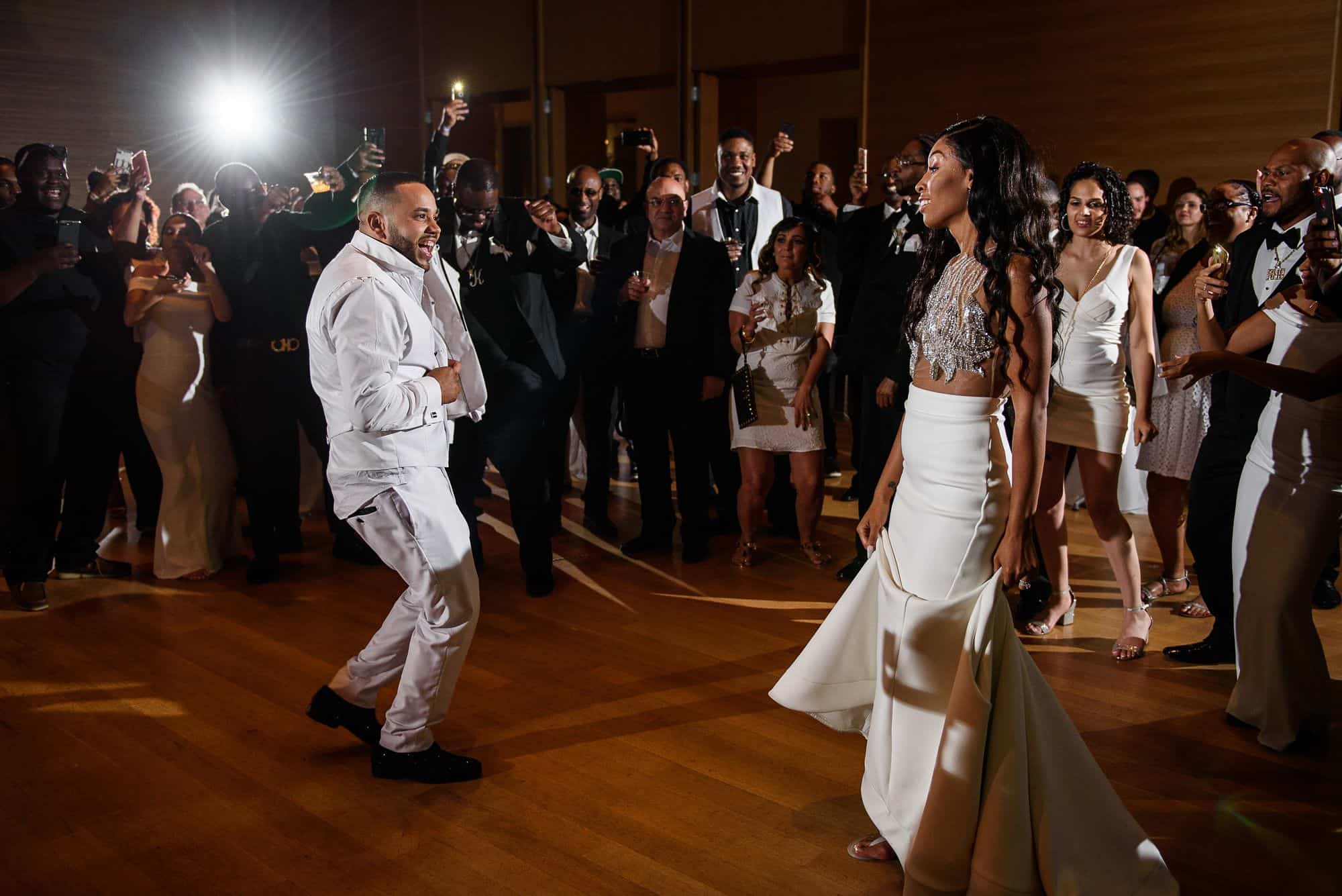 Grand Rapids Art Museum Wedding